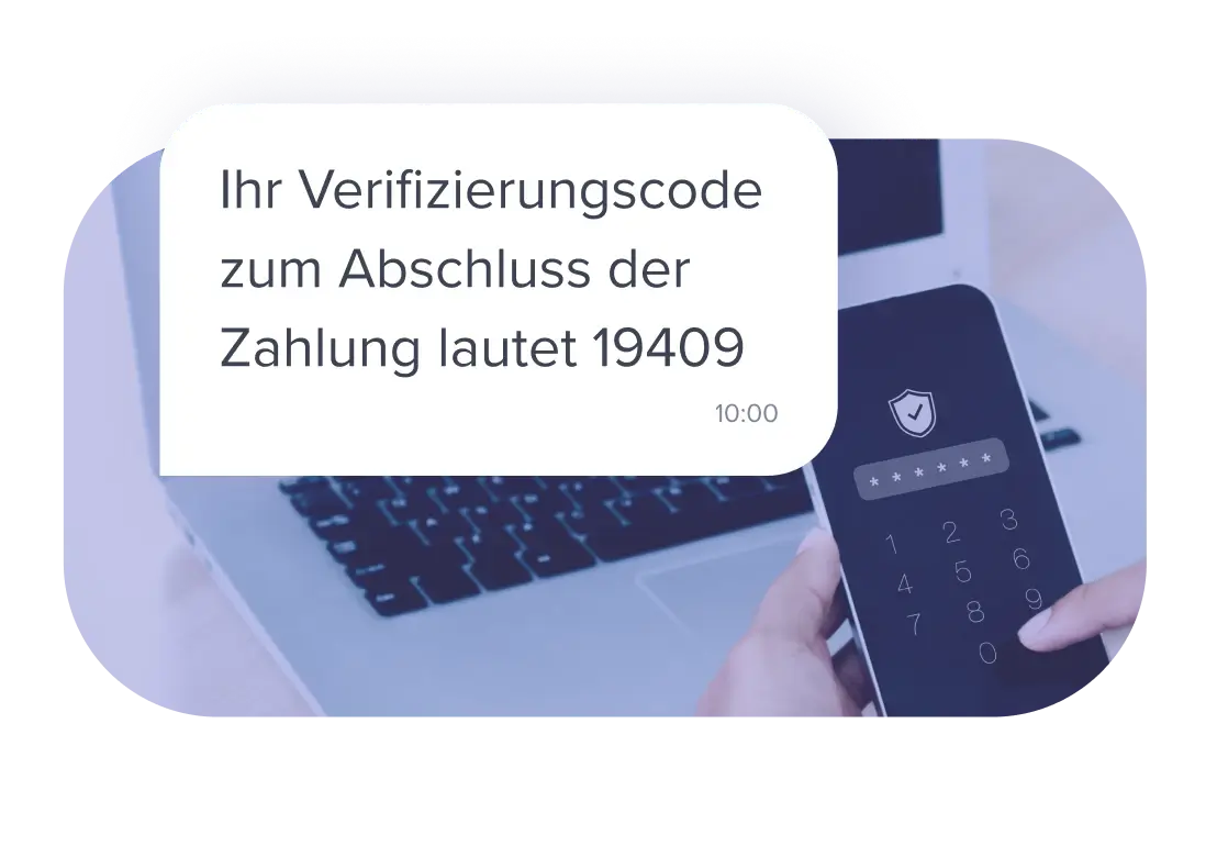 Smartphone empf&auml;ngt einen einmaligen Anmeldecode und Laptop im Hintergrund.